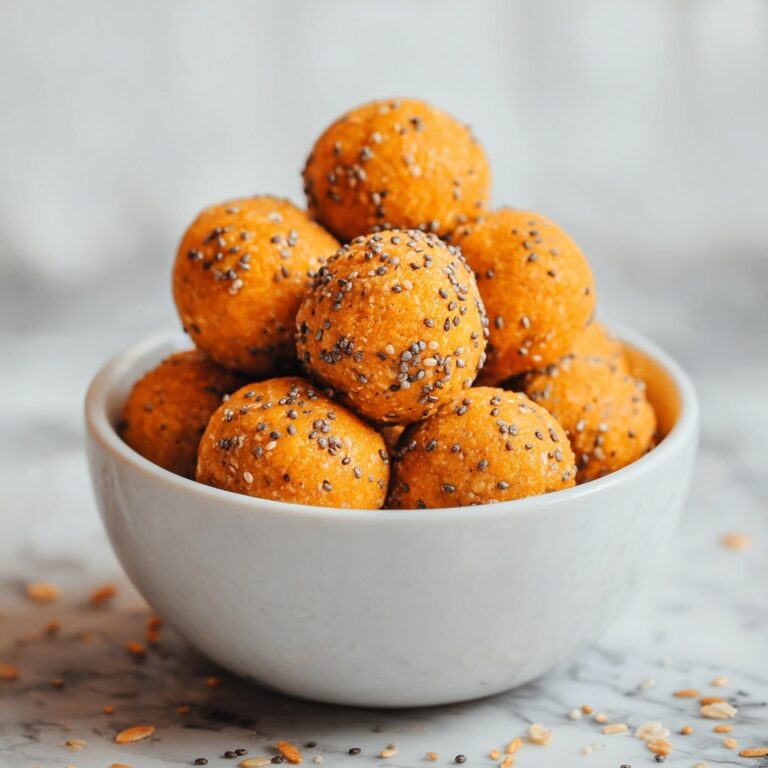 No-Bake Healthy Pumpkin Pie Energy Balls Recipe
